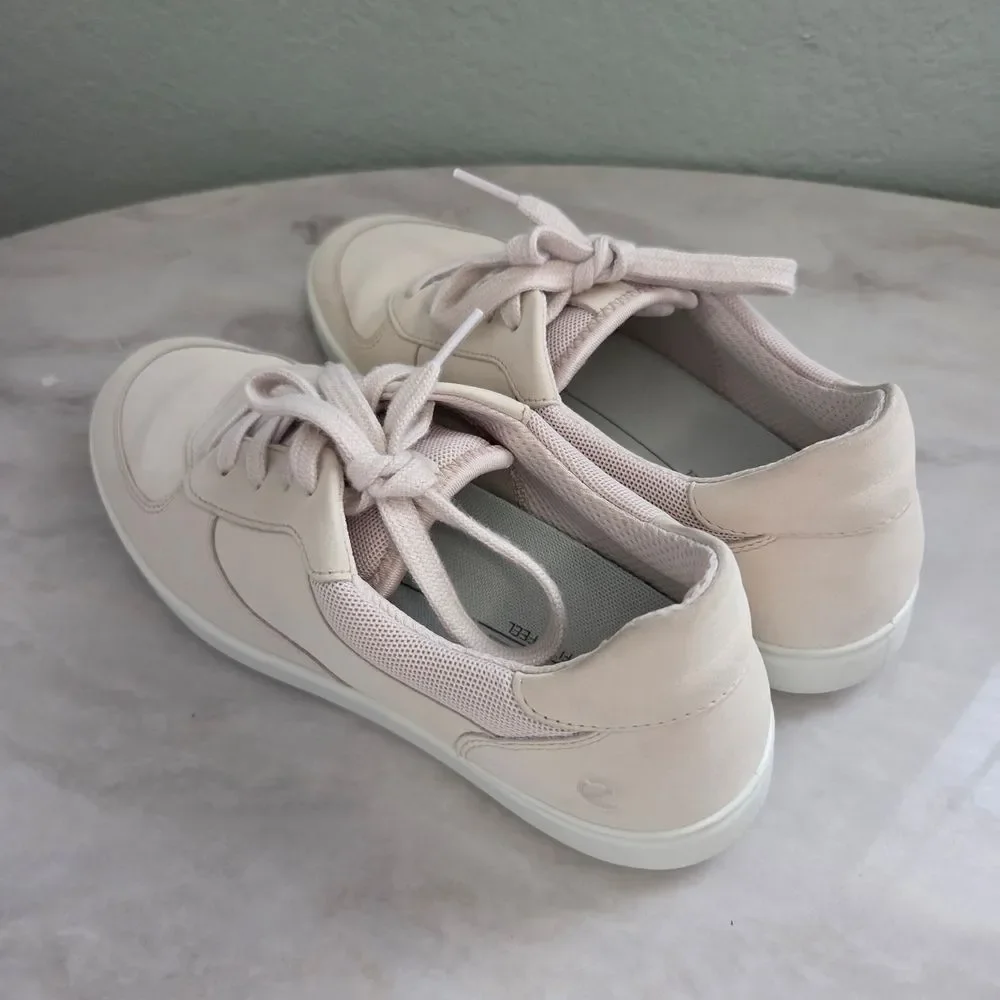 ECCO Women's Leisure Retro Lace Up Comfort Sneaker Size EU 38 US7-7.5